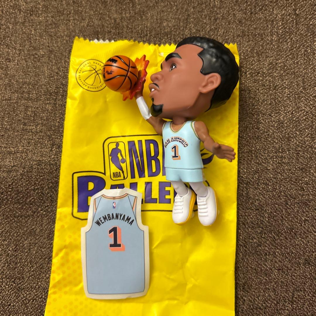 NBA BALLERS ウェンバンヤマ、レナード、マレー、 ハーフコートセット