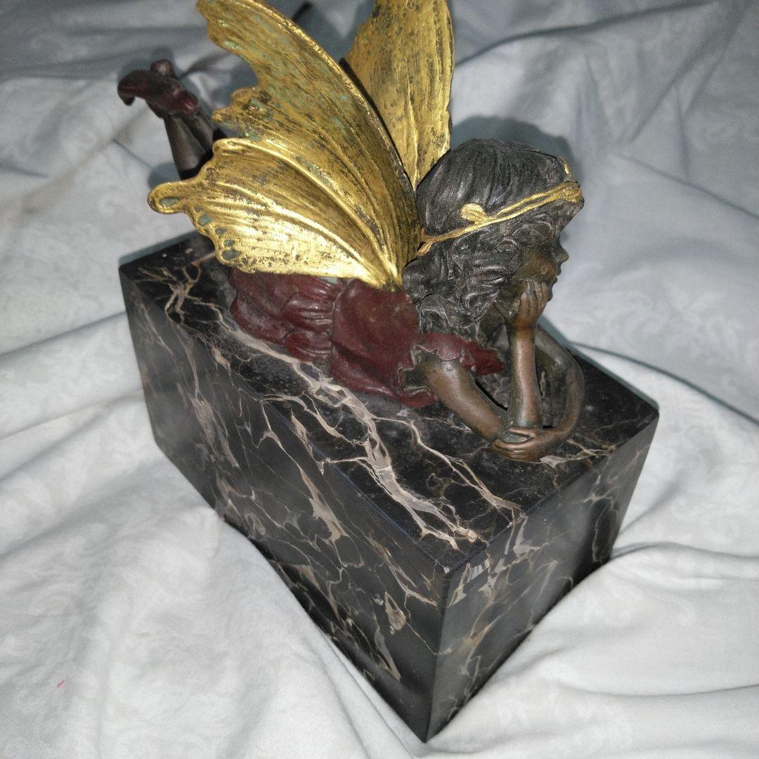 中古　ほおづえ　妖精　天使　少女像 金色の羽　大理石風の台