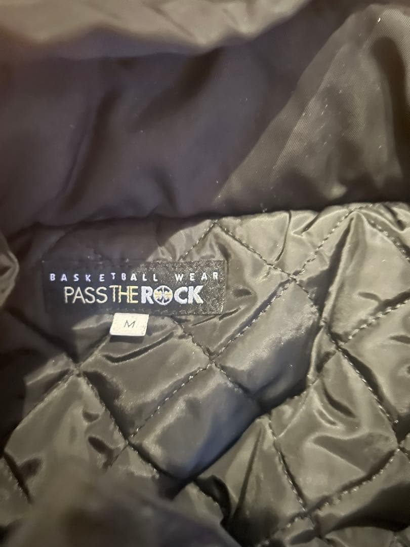 T*y様 PASS THE ROCK ダウンジャケット　Mサイズ