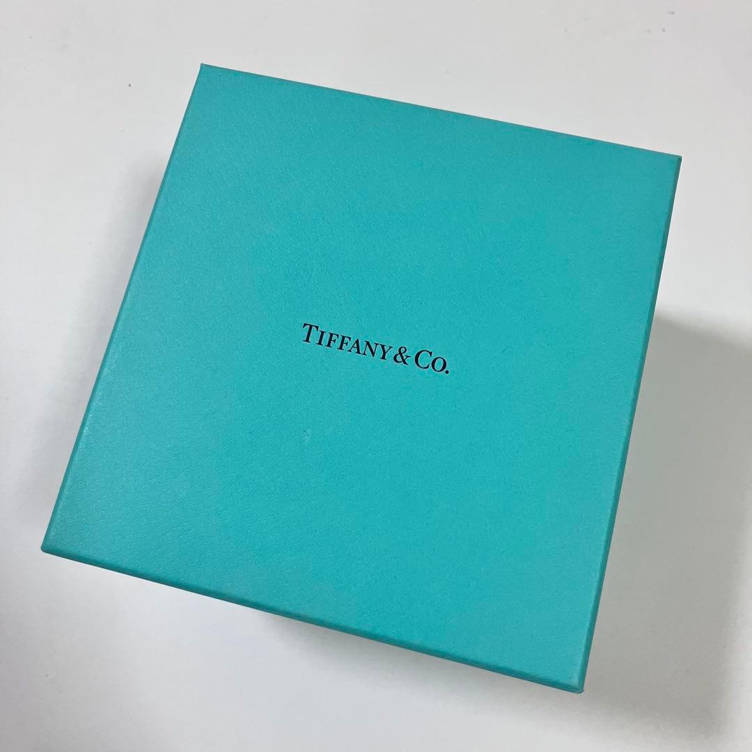 美品　ティファニー　バングルケース　空箱　現行品