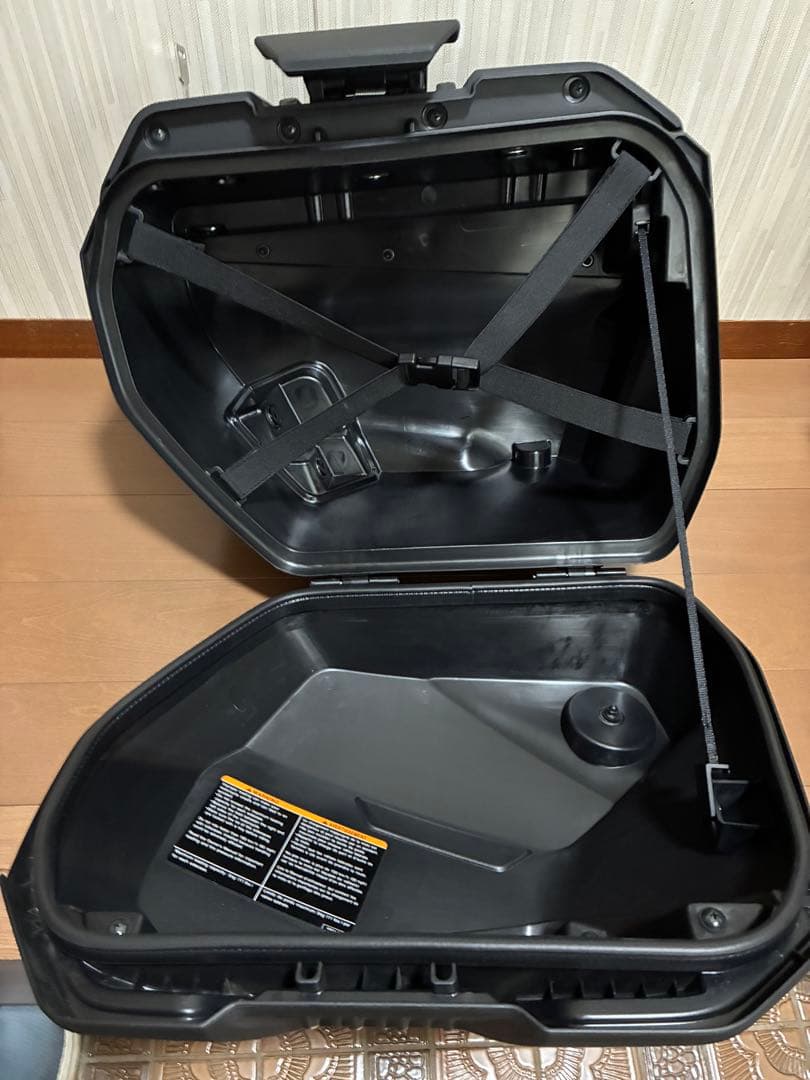 スズキGSX-S1000GT、GX パニアケース サイドケース