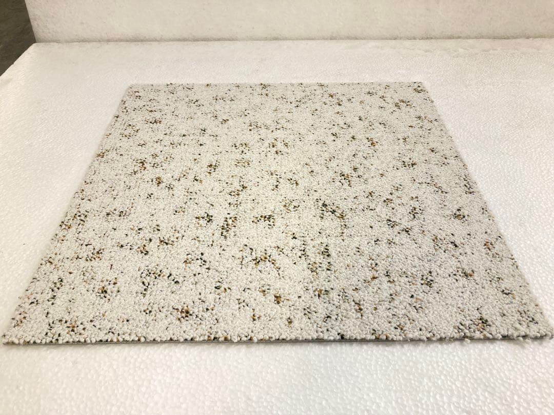 kafu タイルカーペット　３０枚 新品・未使用　国内メーカー