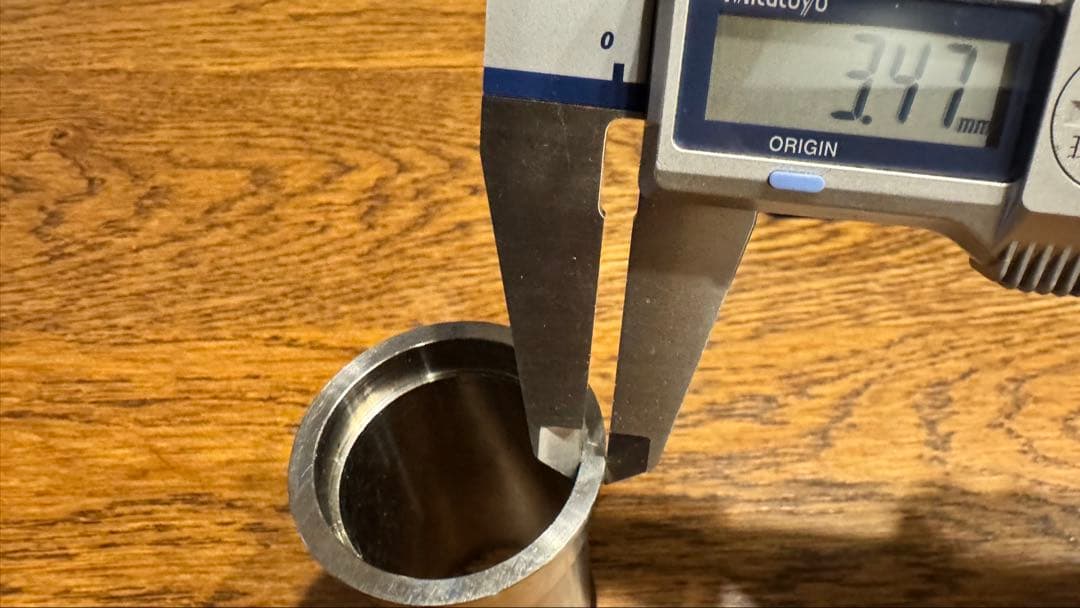 【中古】チタン　ボトムブラケット　BB86