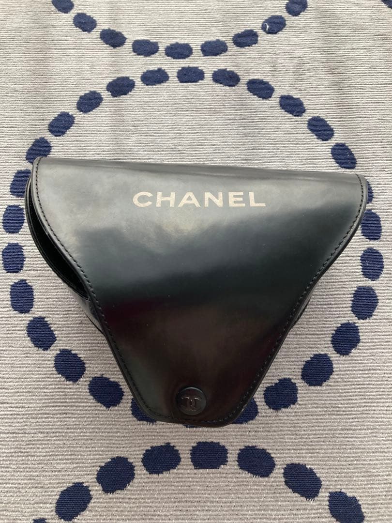 CHANELサングラス　希少シルバー色