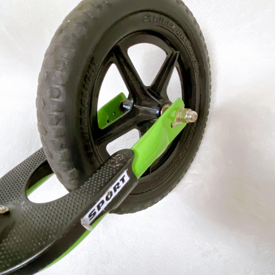 STRIDER SPORTS ストライダー スポーツモデル　グリーン　12インチ