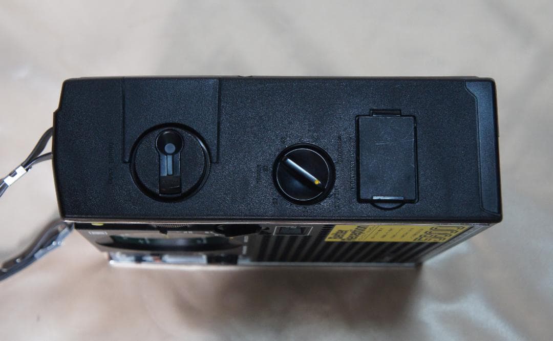 ☆とても綺麗受信OK☆SONYソニースカイセンサーICF-5600☆BCLラジオ