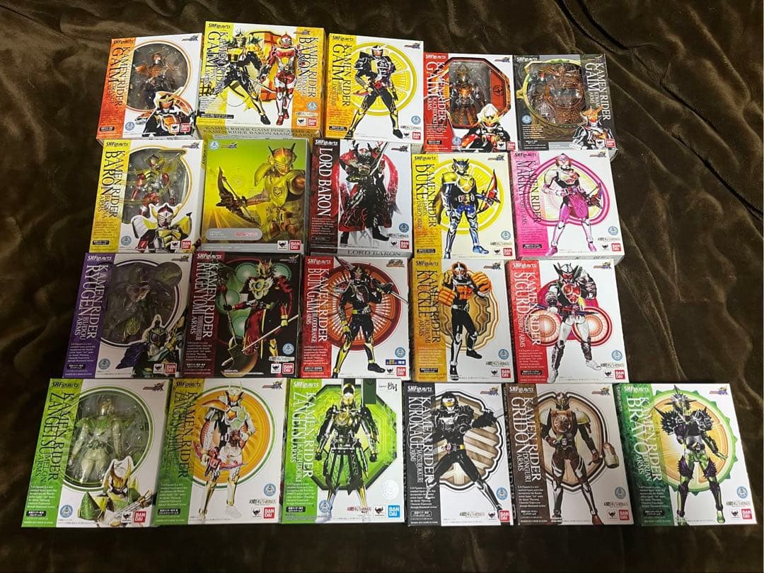 S.H.Figuarts 仮面ライダー鎧武 ガイムアーマードライダー２２体セット