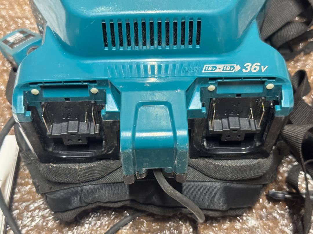 マキタ VC260D 背負式クリーナー 36V 集塵機