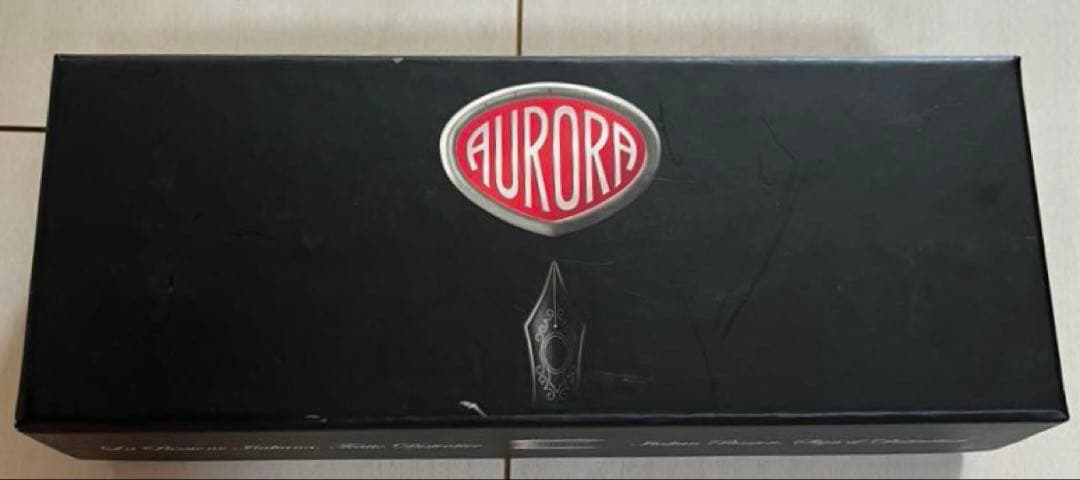 未使用　アウロラ　イプシロン　サテン　万年筆