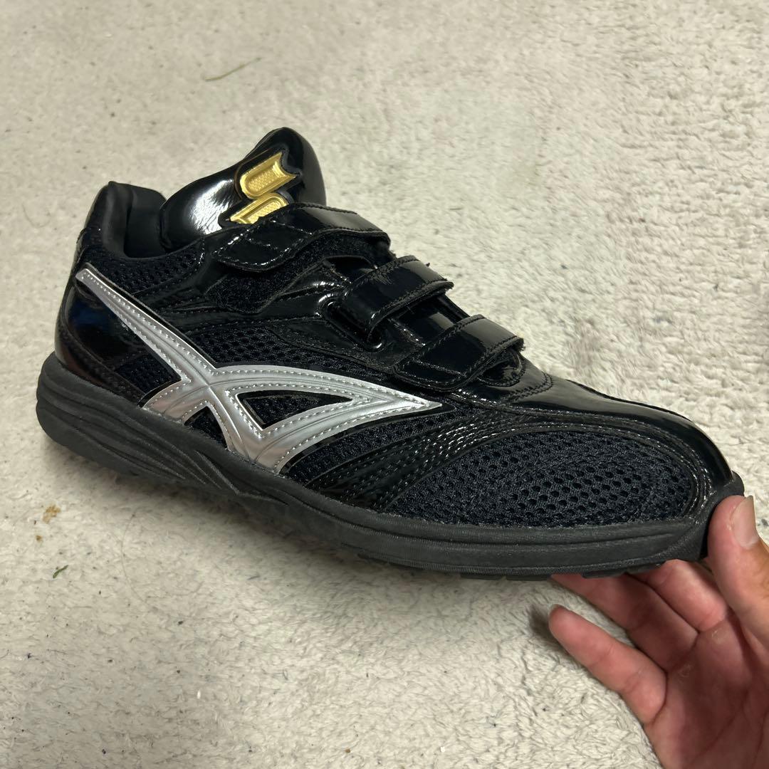 SSK トレーニングシューズブラック/シルバー