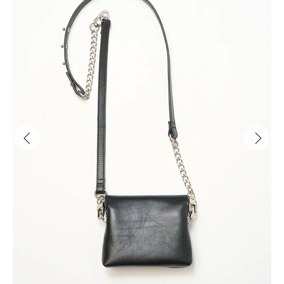 YENN CHAIN BELT POUCH ブラック