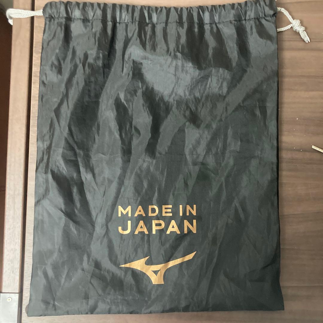 ミズノ　モレリアネオ4ベータジャパン ホワイト×ブラック×チャイニーズレッド