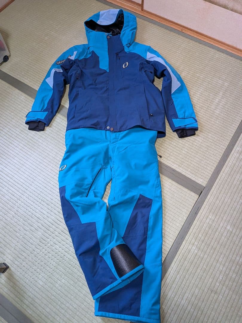 ONYOLE スキーウェア 青/紺Mサイズ