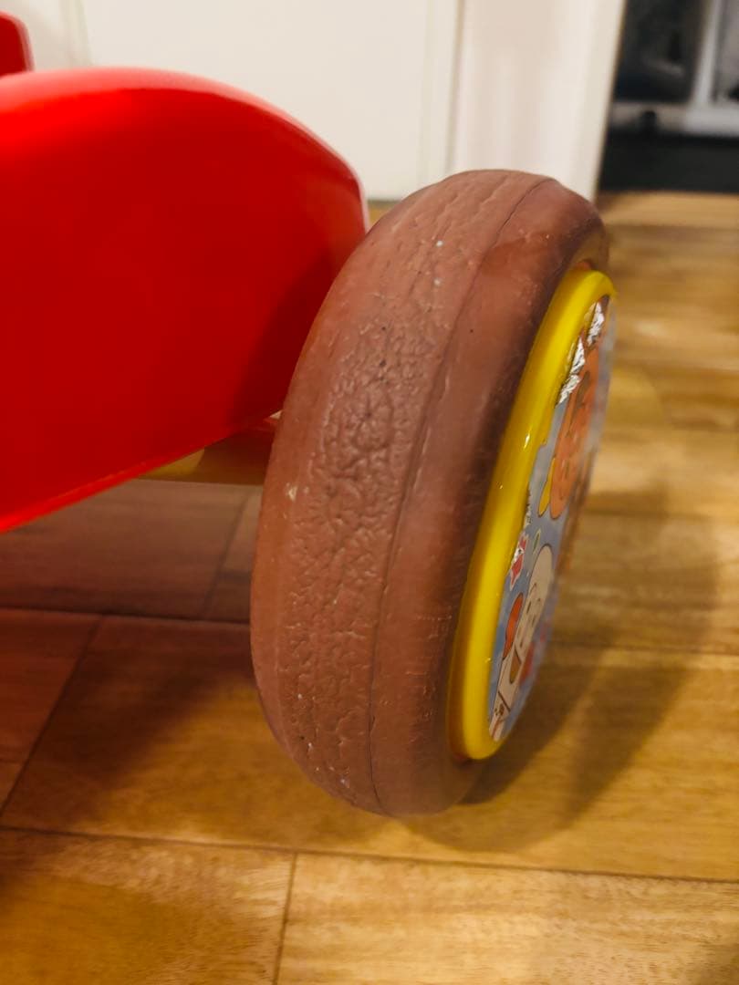 アンパンマン 三輪車 イエロー レッド