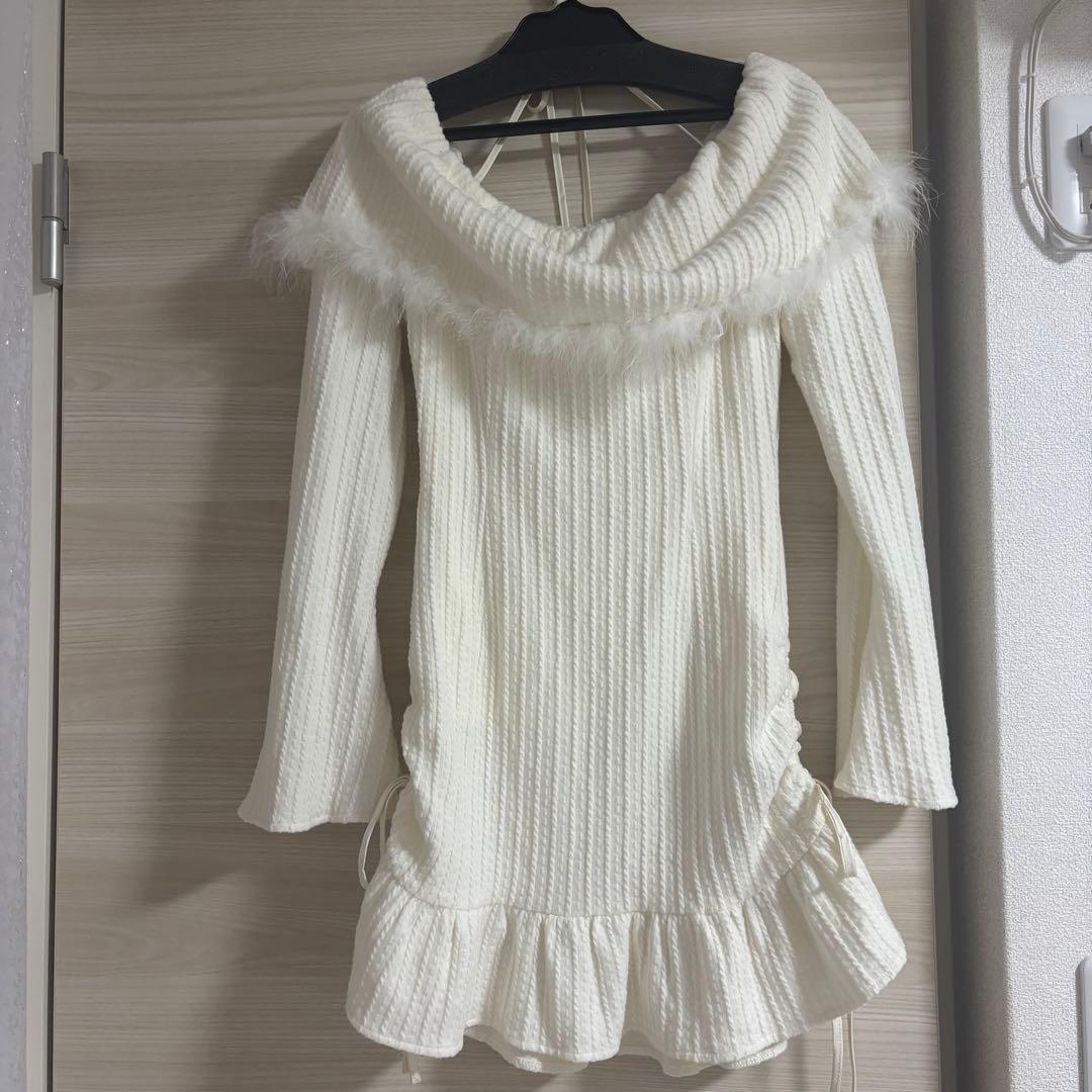 エムミーエメ Feather offshoulder mini onepiece