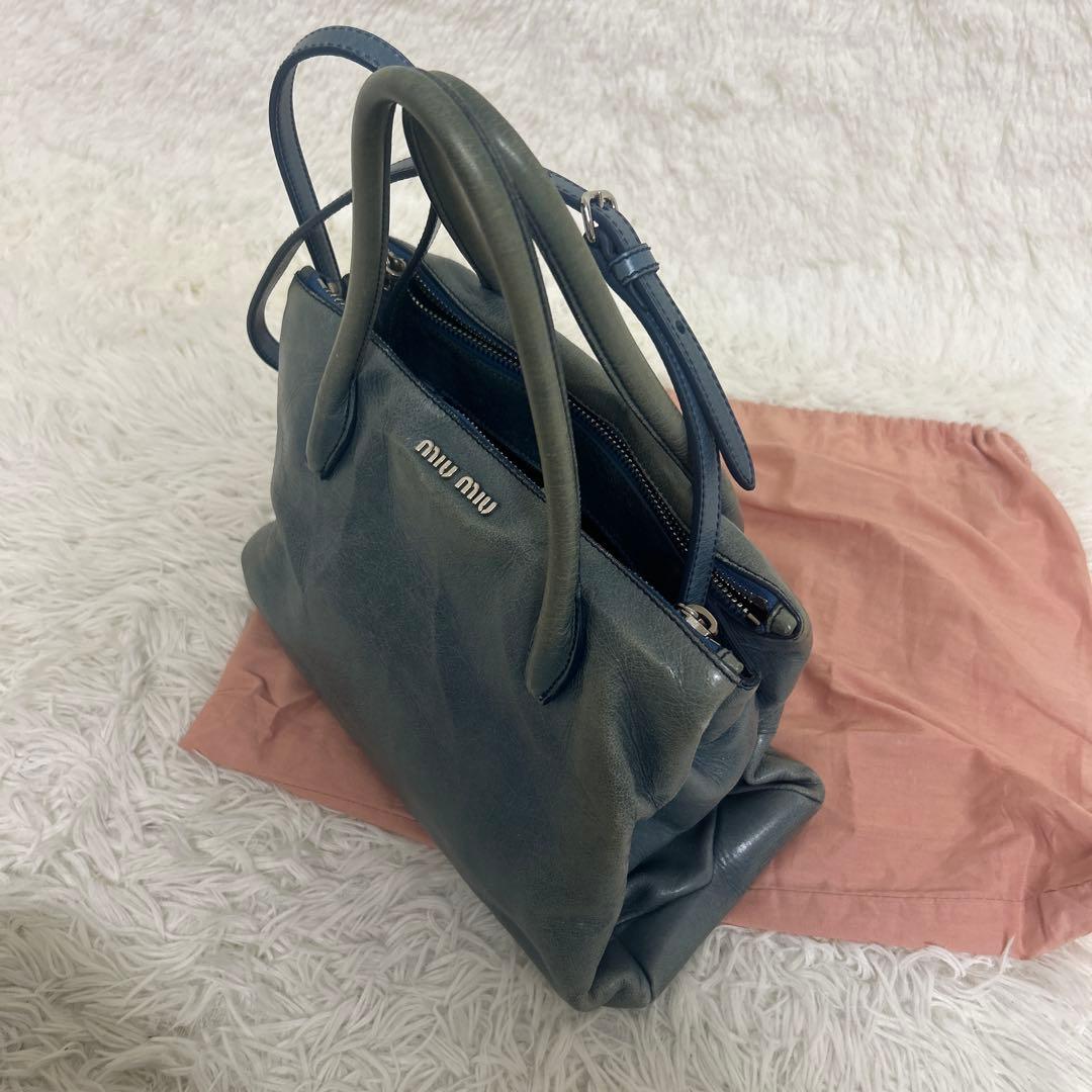 【希少カラー‼️】miumiu ハンドバッグ レザー　2way ショルダー
