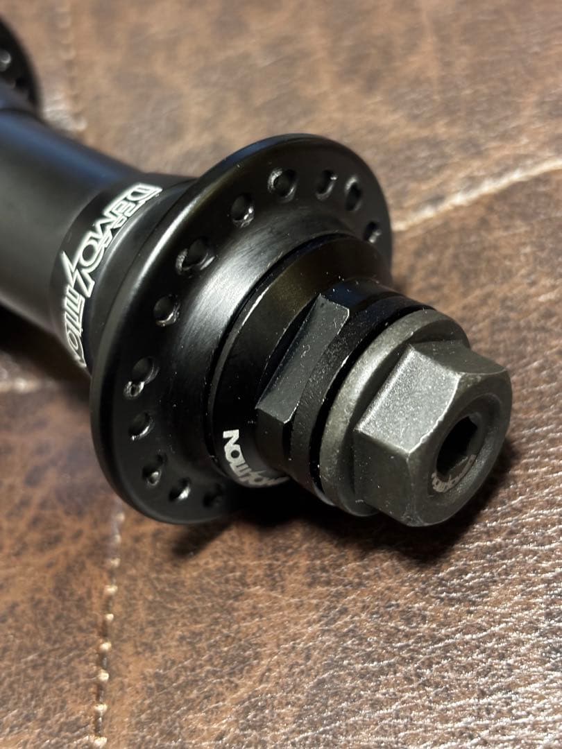 Demolition ストリート フロントハブ　軽量　美品　BMX