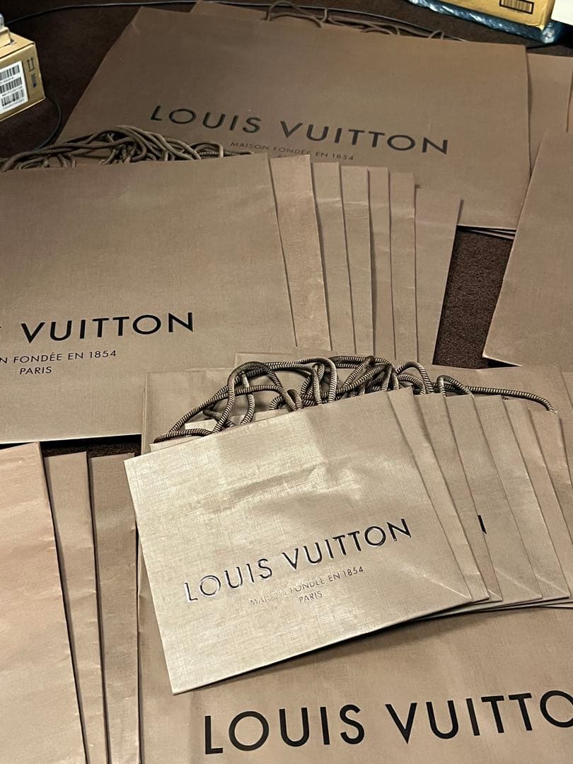 ルイヴィトン LOUIS VUITTON 大量　54枚　セット　ショッパー