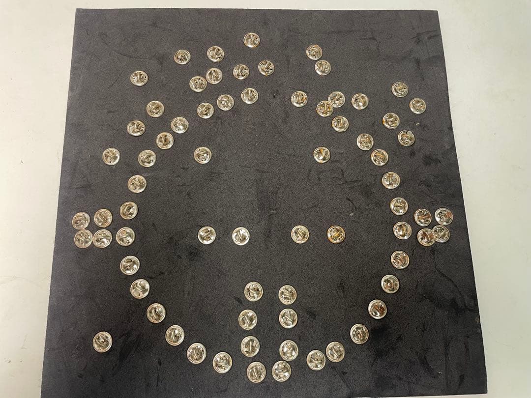 mr.children 20周年記念　ピンバッジ