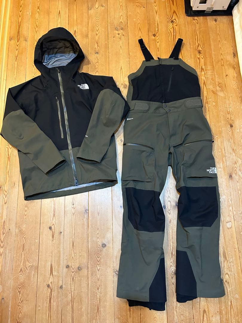 The North Face パウダーガイドライトジャケット・ビブパンツセット