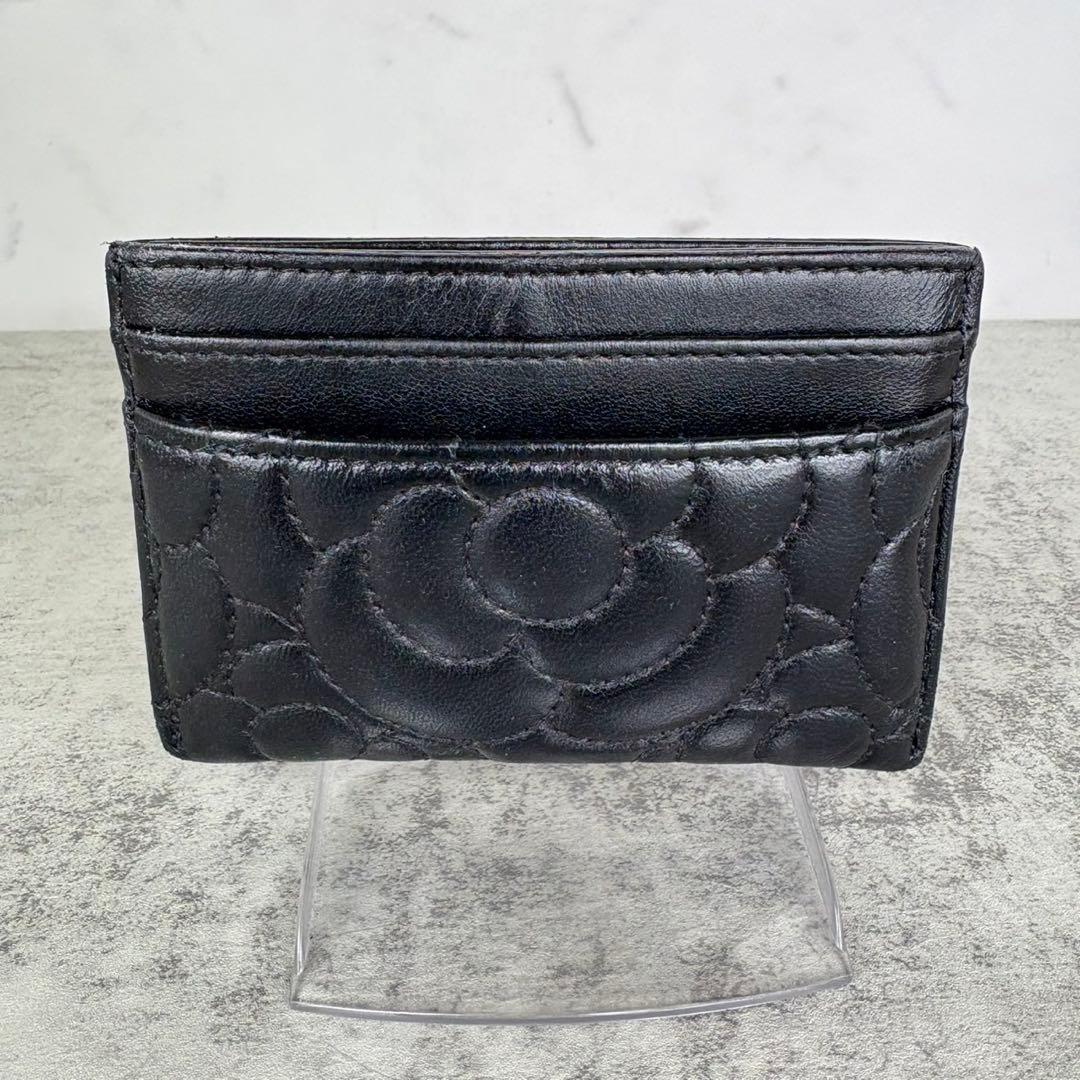CHANEL シャネル　カメリア　ラムスキン　カードケース　パスケース