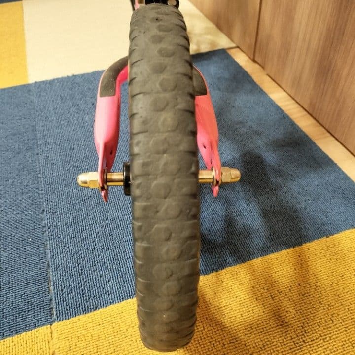 【正規品】STRIDER（ストライダー）12インチ ピンク／約2年使用・美品