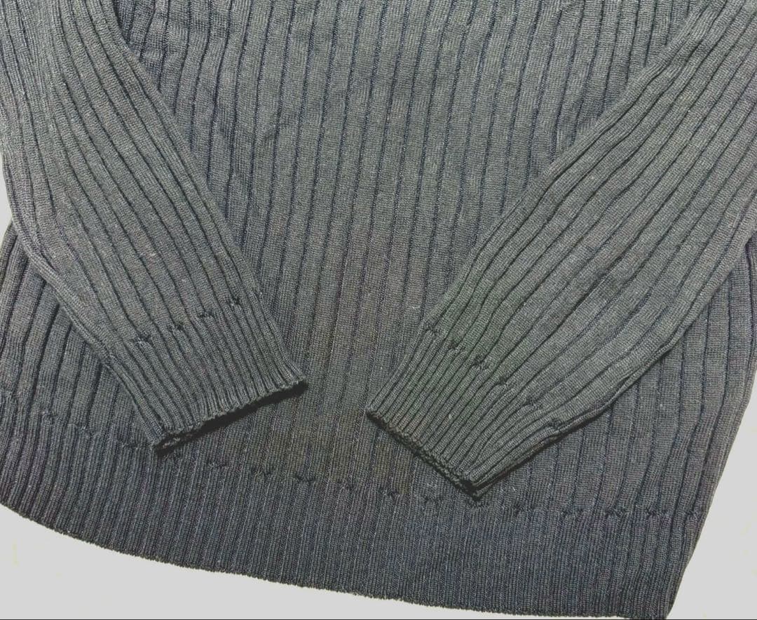 HUGO BOSS タートルネック　ニット　ブラック　ウール