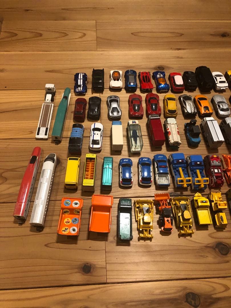 トミカ・ミニカー　約120台まとめ売り