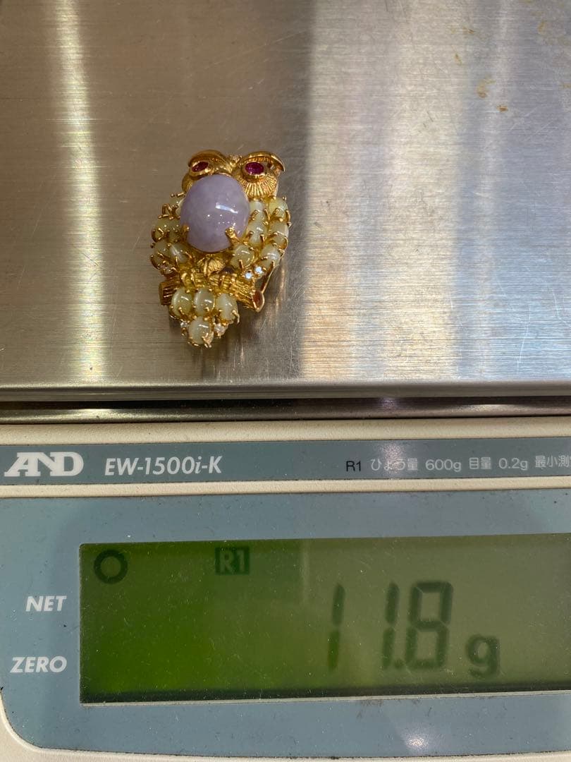 K18 フクロウ　ブローチ　翡翠4.21ct R0.26ct、D0.1ct