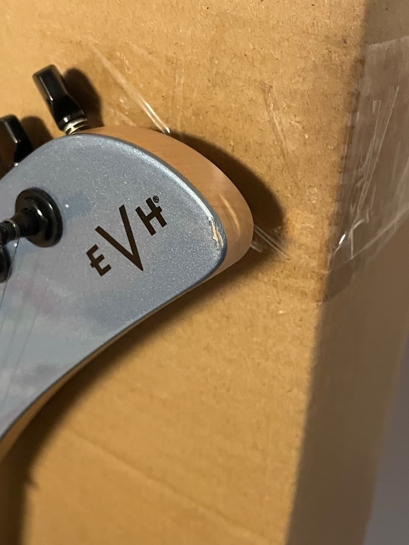 EVH 5150 スタンダード アイスブルー