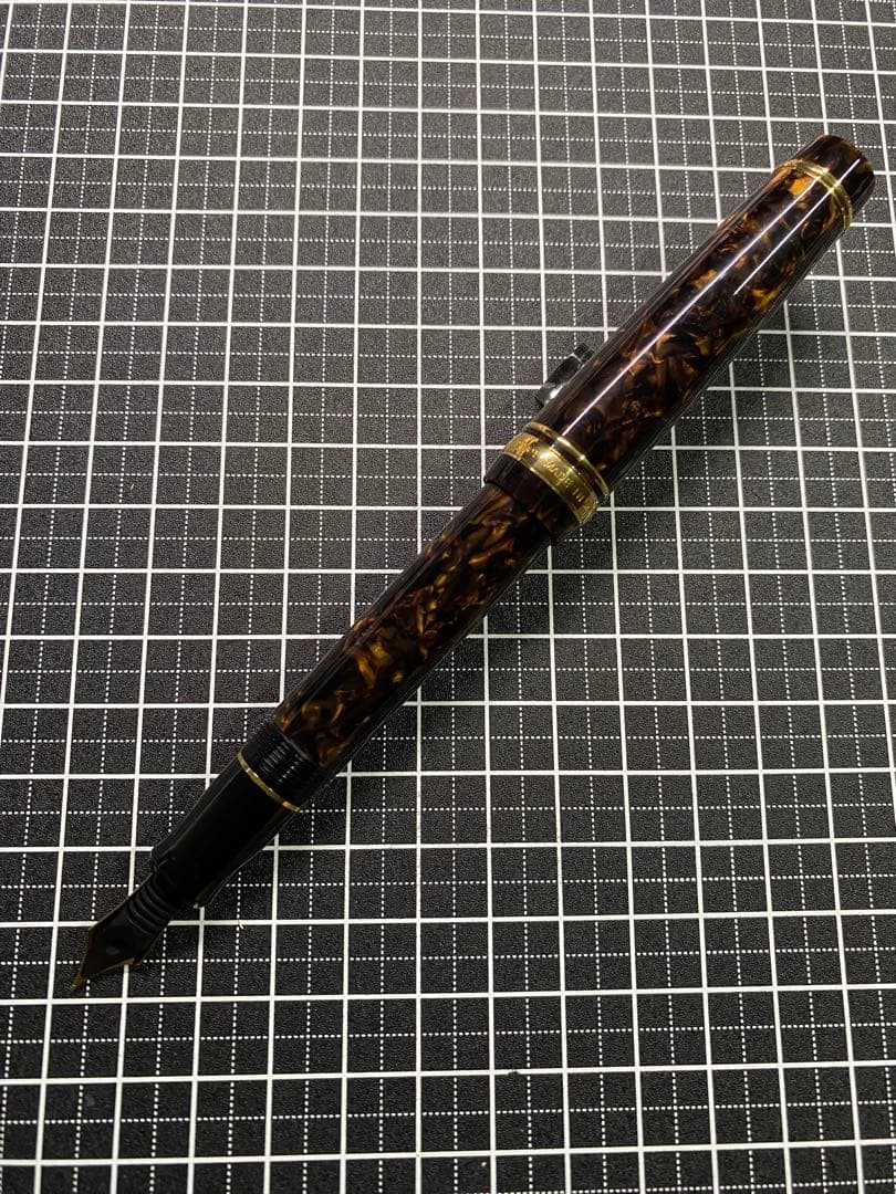 PILOT CUSTOM LE 万年筆　字幅F