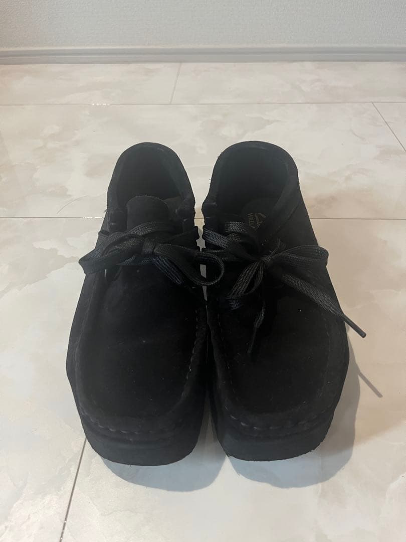 黒 スエード レースアップシューズ