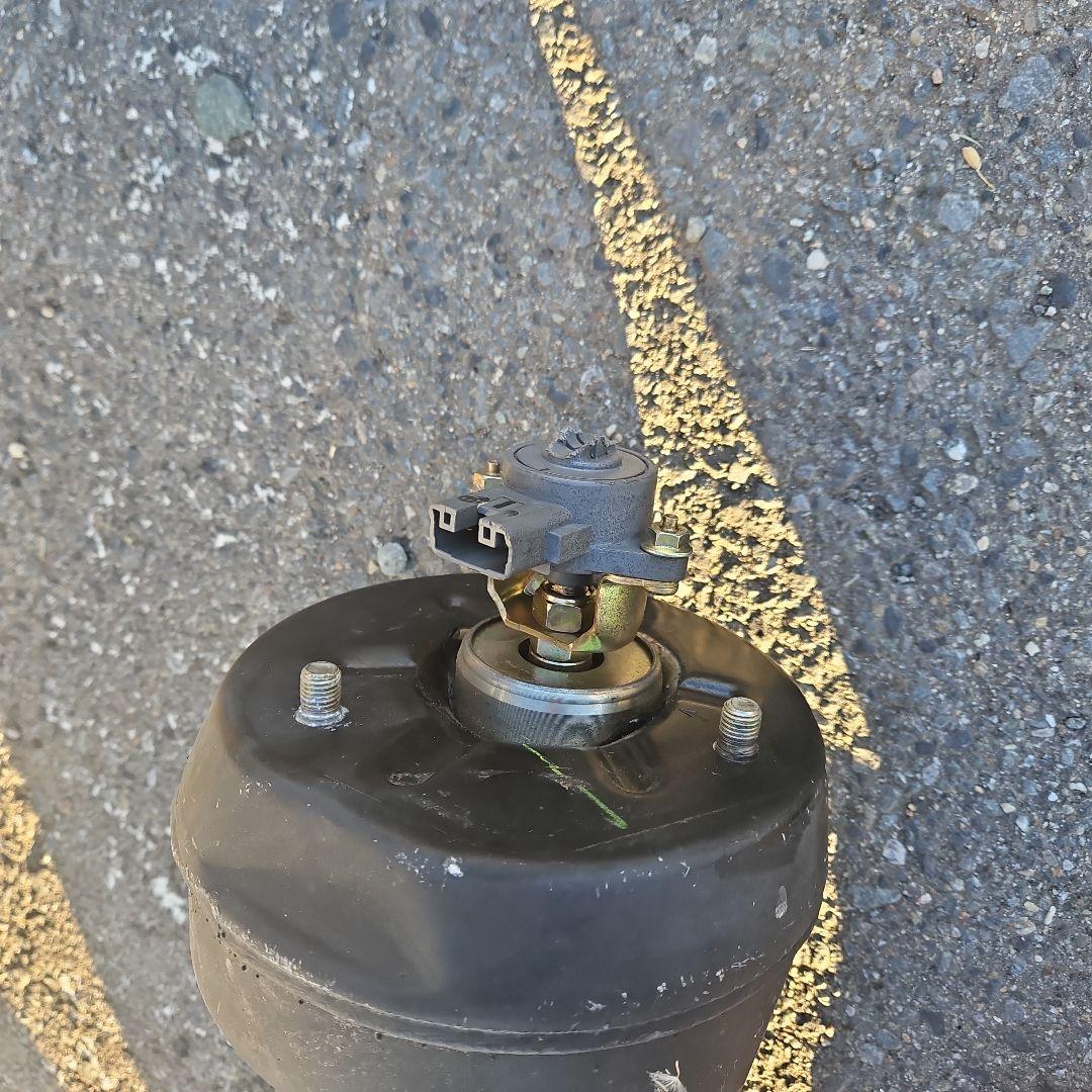 50センチュリー 右リアエアサス