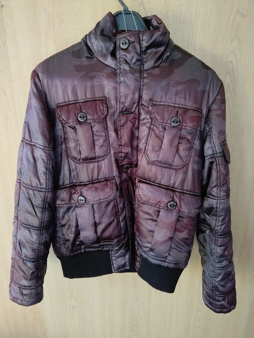 クリーニング済 カモフラージュ柄　中綿 　メンズМ　/ ブルゾン　ジャンパー