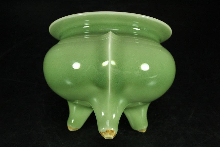 清水六兵衛作 青磁 唐木蓋 香炉 在銘 共箱(K-LC692)