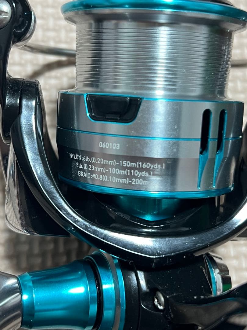 19エメラルダス LT3000S-CH-DH スピニングリール