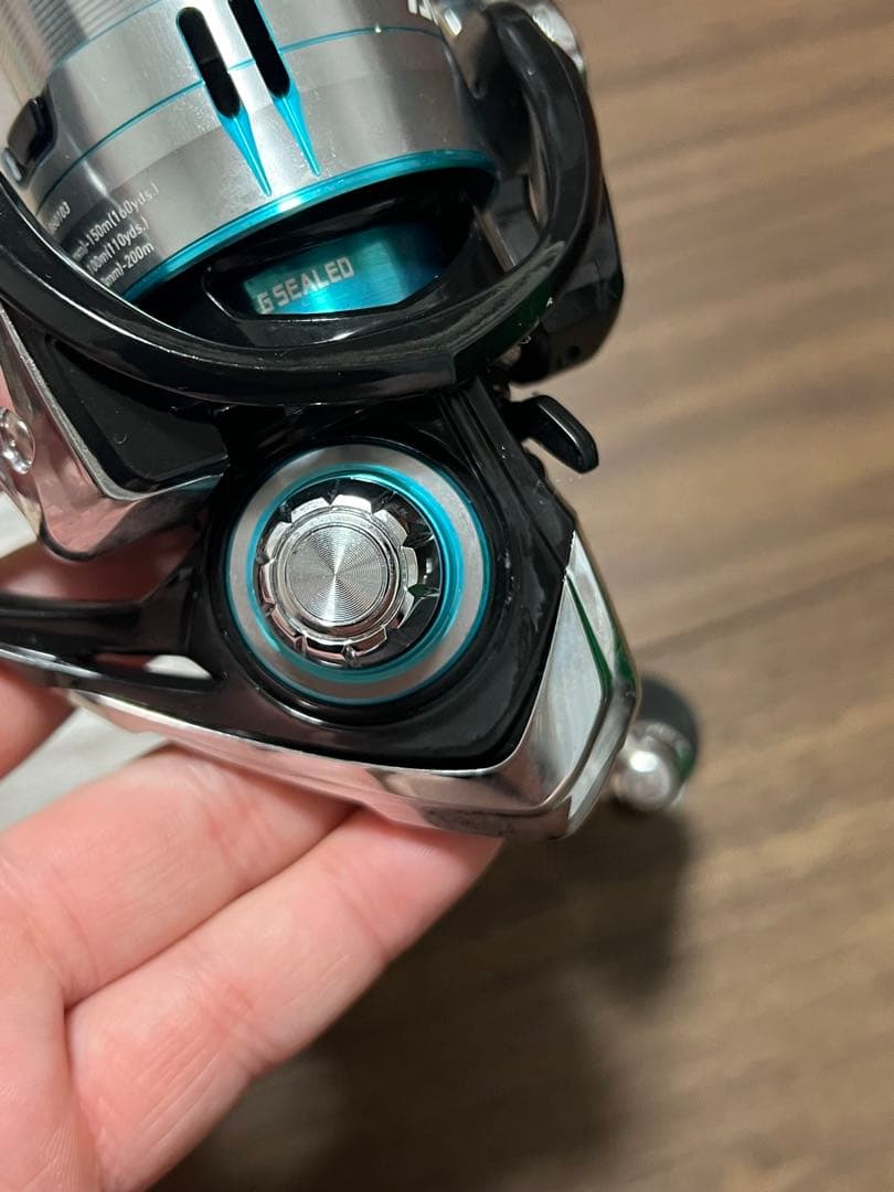 19エメラルダス LT3000S-CH-DH スピニングリール