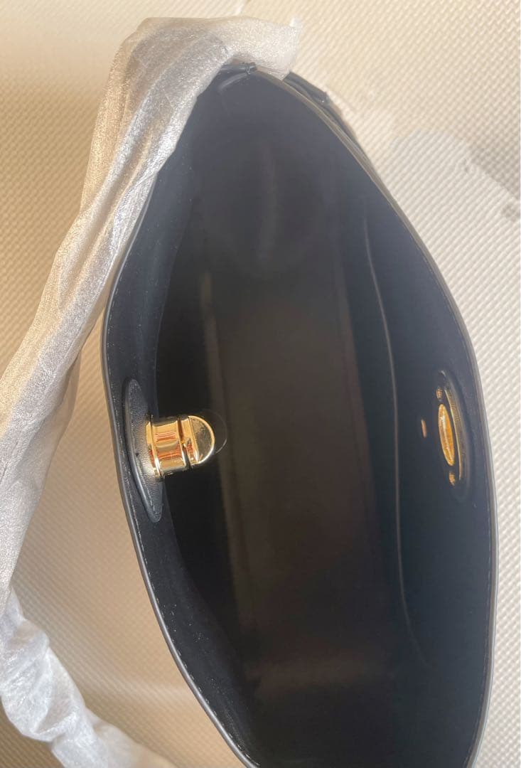 ◉新品半額❗️❗️herlipto Modern Muse Baguette Bag