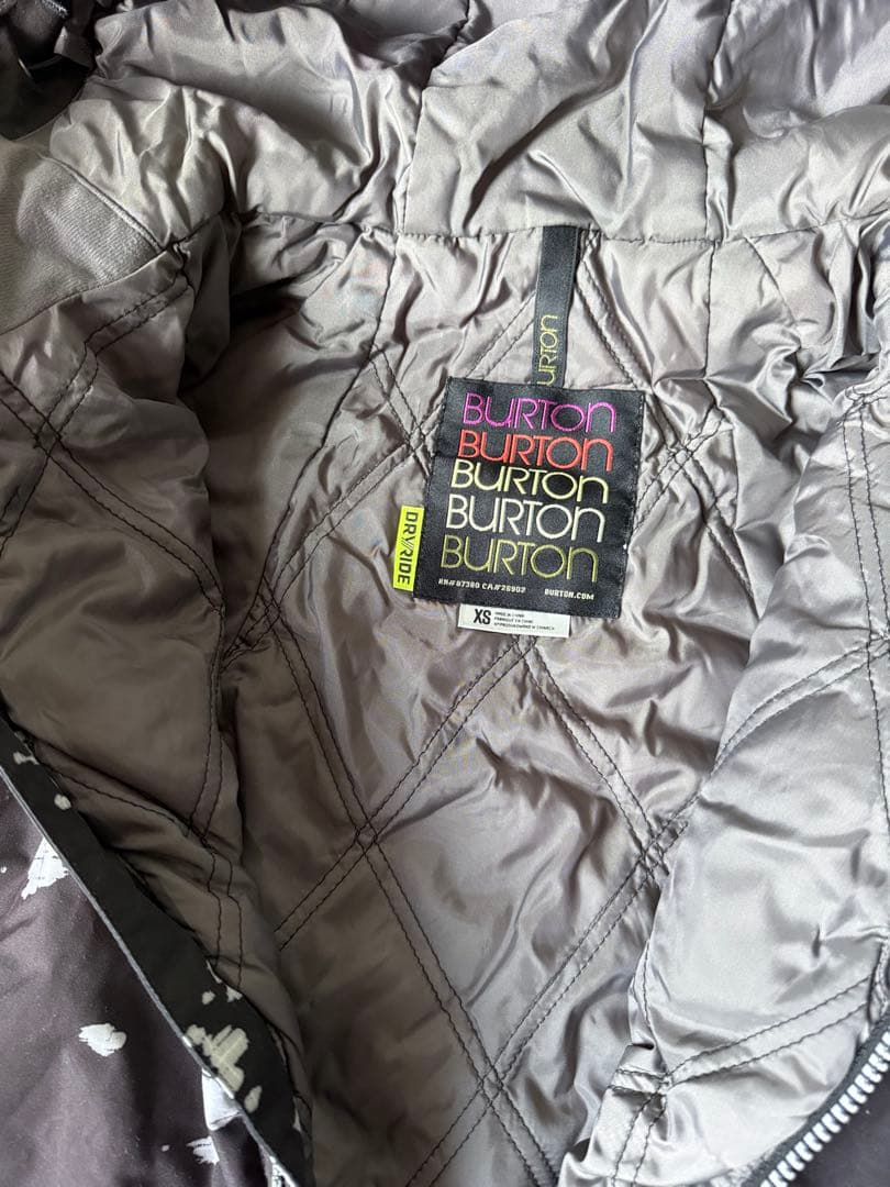 BURTON（バートン）レディース XS スノーボードウェア上下（オマケつき）