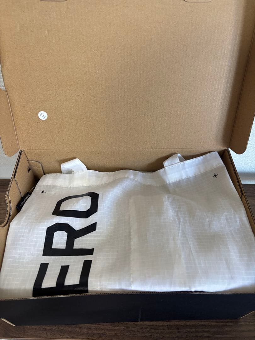 アディゼロ プライム SP3STRUNG ホワイト/ブラック