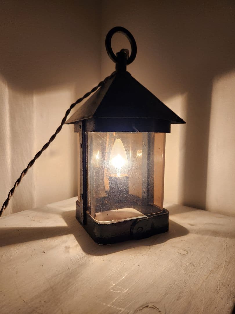 イギリスアンティーク　ランタン　ランプ　ガーデンランプ　ライト