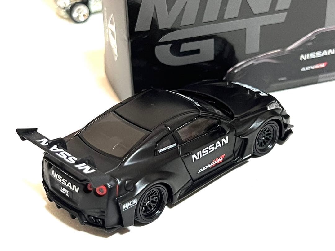 Mini GT 日産35GT-RR Matte Black LBWK R35