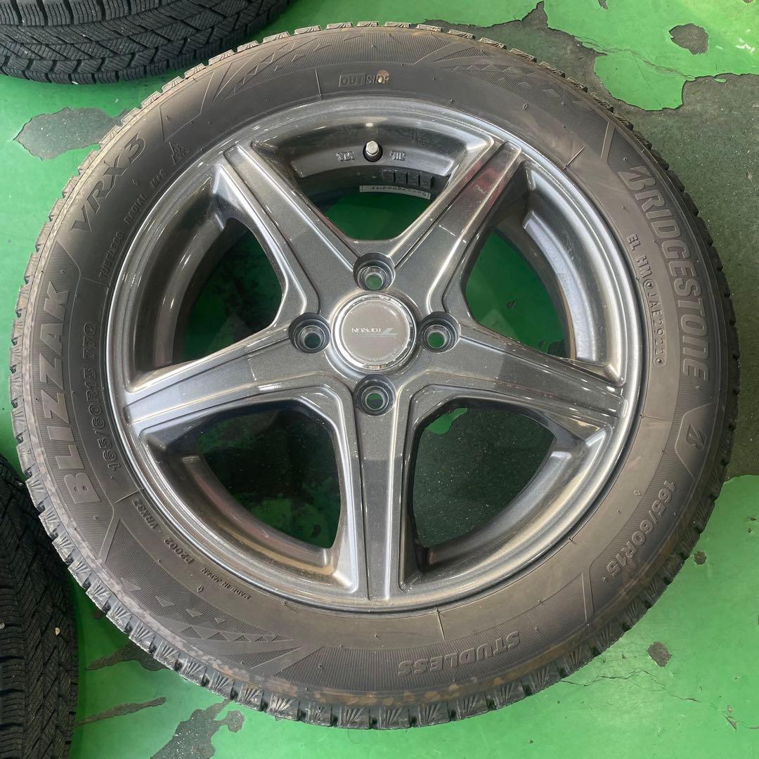 冬タイヤ　ハスラー　15インチ ホイールセット brizzak VRX3