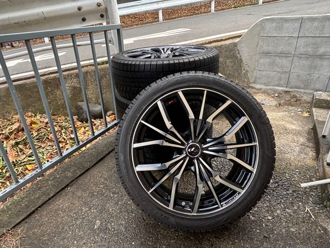 LEONIS LVレオニスLV 19インチ ブリザックVRX3 横浜市から