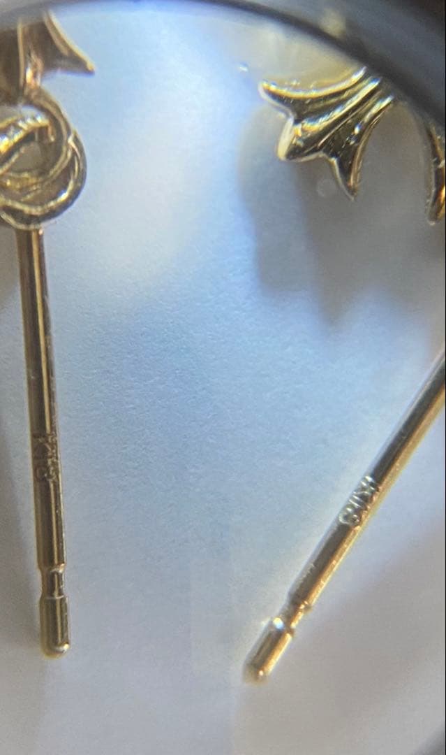 未使用品 2個セットK18 クロス 両面十字架 ピアス 品質保証書付き 18金