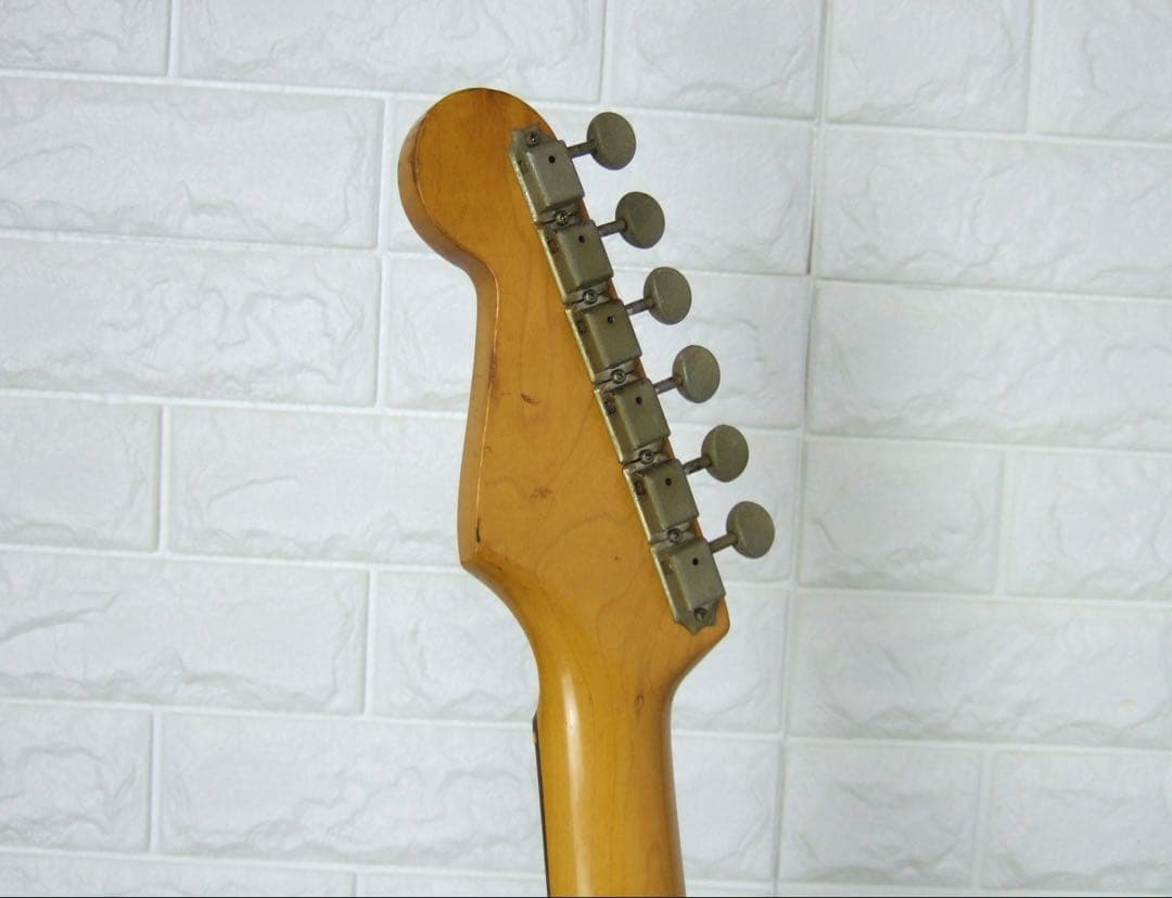 Fender Japan ST62 JVシリアル 1982年製 最初期EX