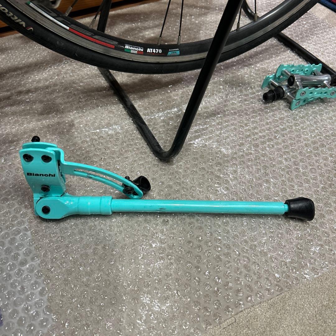 Bianchiロードバイク VIA NIRONE 7SORAモデル