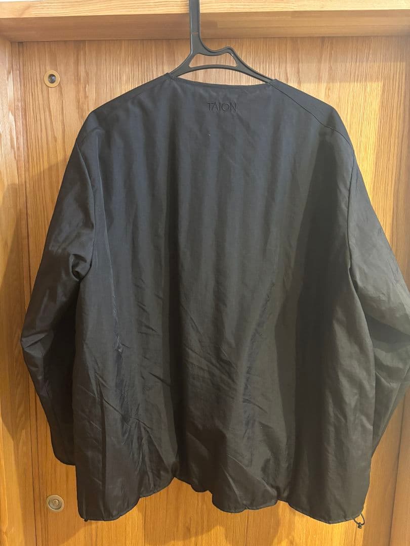 【完売品】TAION 別注 ヴァーチカルキルト リバーシブル ダウンカーディガン