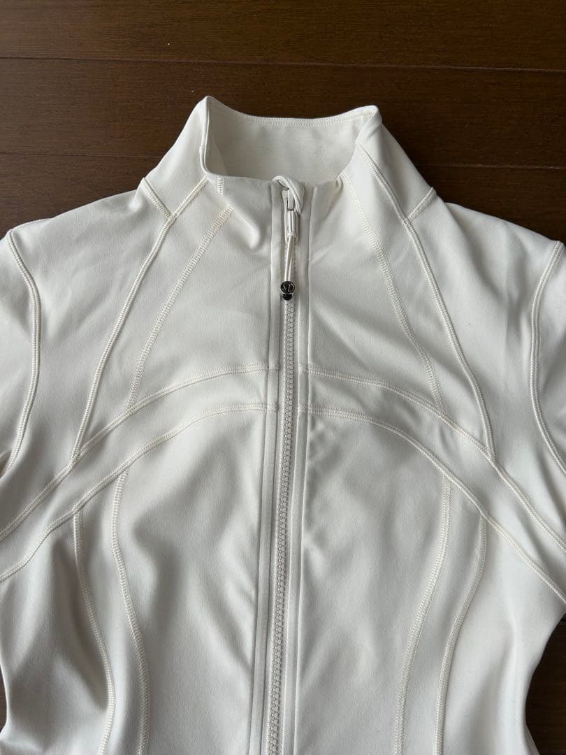 lululemon Define ジャケット　Nulu