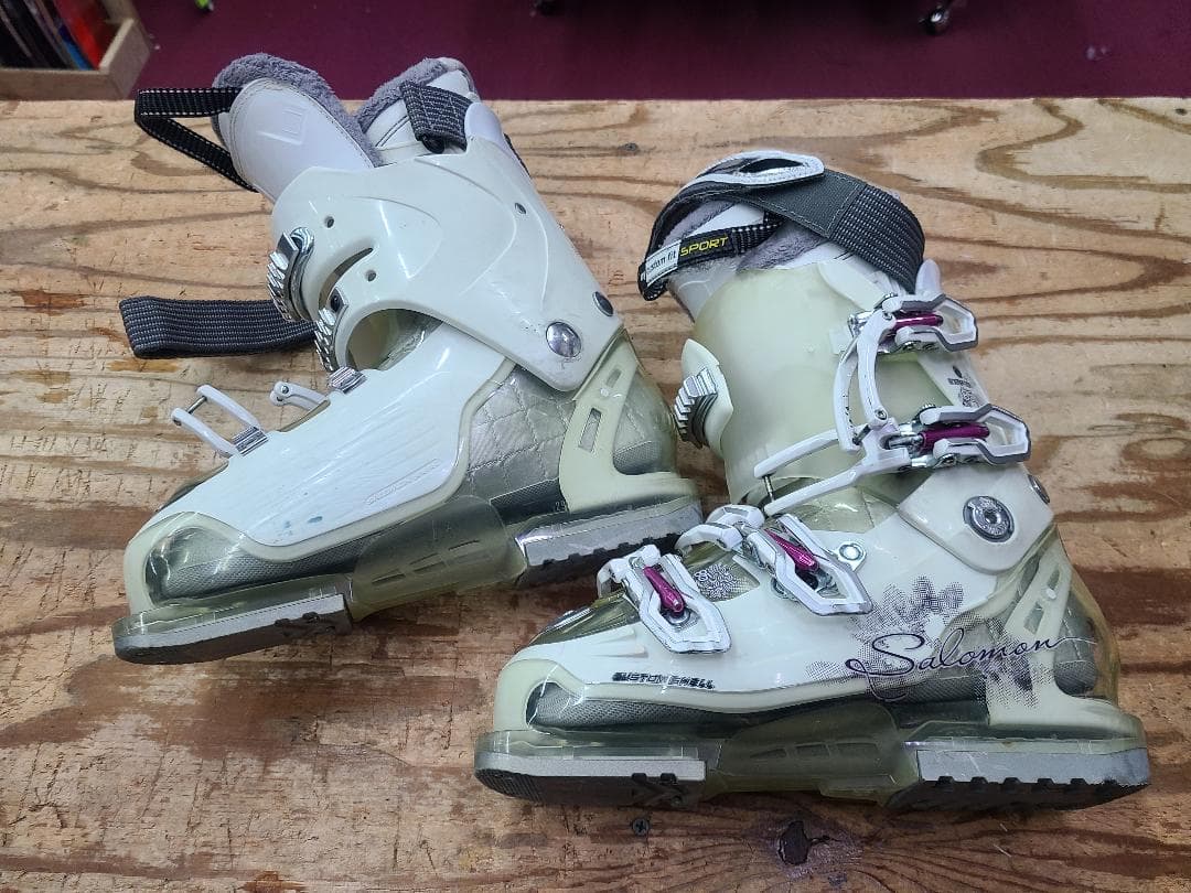 スキー 25-25.5cm SALOMON Idol 85 cs